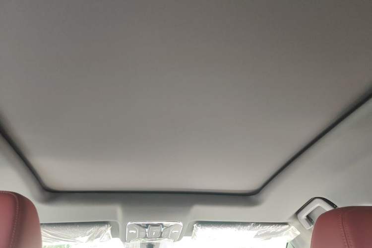 Used JETOUR X70 PLUS 2023 1.5T DCT Brave PLUS 7-Seater Headliner