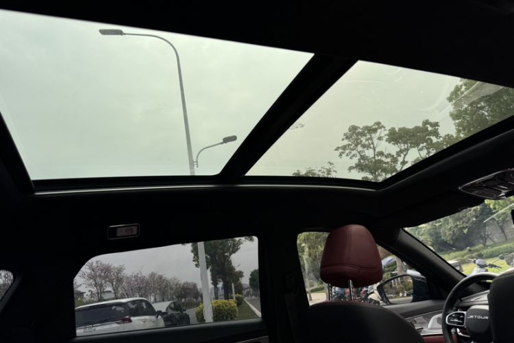 Used JETOUR X70 PLUS 2023 1.6T DCT Stronger 5-Seater Headliner