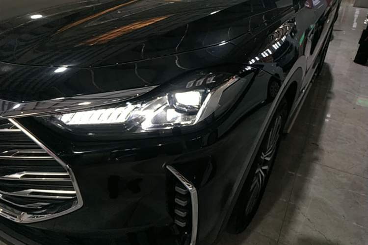 Used JETOUR X70 PLUS 2023 1.5T DCT Ziqiang PRO 5-Seater Left Front Headlight