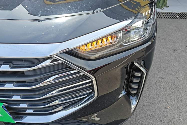Used JETOUR X70 PLUS 2023 1.5T DCT Ziqiang PRO+ 5-Seater Left Front Headlight