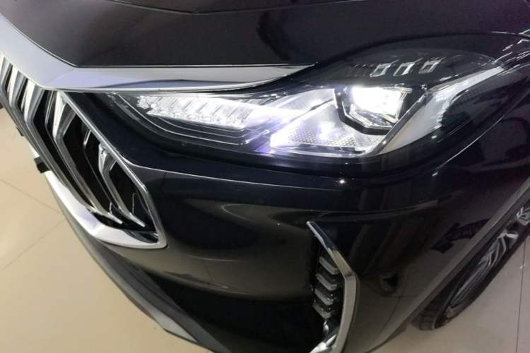 Used JETOUR X70 PLUS 2023 1.5T DCT Brave PLUS 5-Seater Left Front Headlight