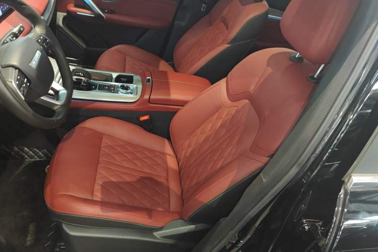 Used JETOUR X70 PLUS 2023 1.5T DCT Brave PLUS 5-Seater — 17