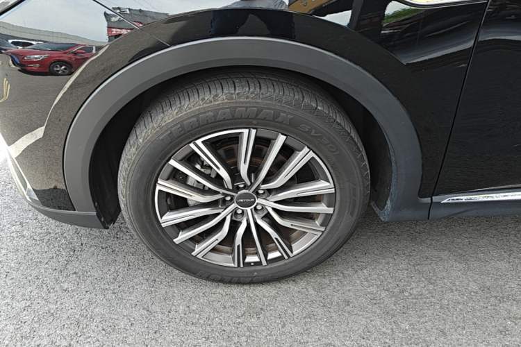 Used JETOUR X70 PLUS 2023 1.5T DCT Ziqiang PRO+ 5-Seater Left Front Wheel Hub