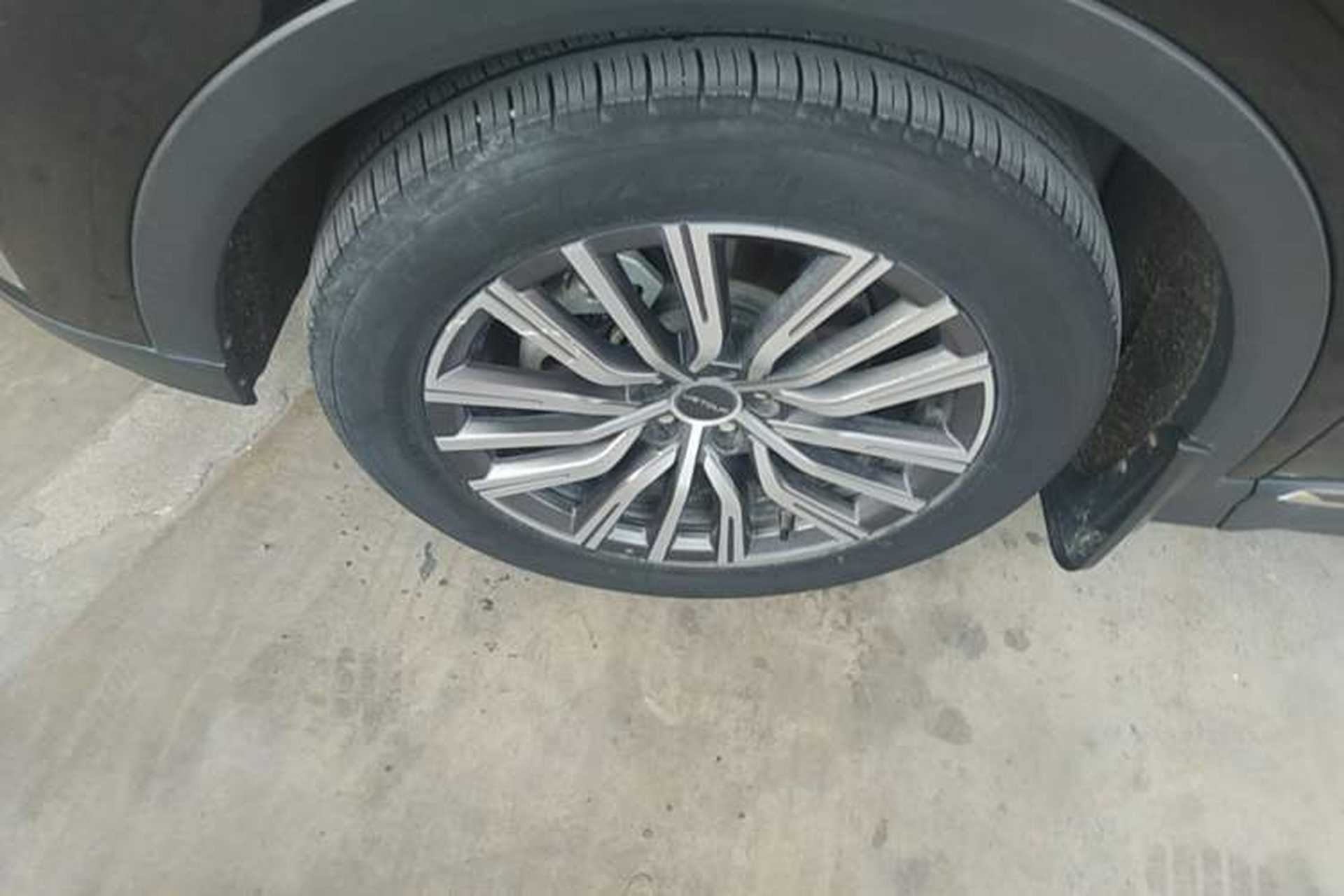 Used JETOUR X70 PLUS 2023 1.5T DCT Brave PLUS 7-Seater Left Front Wheel Hub