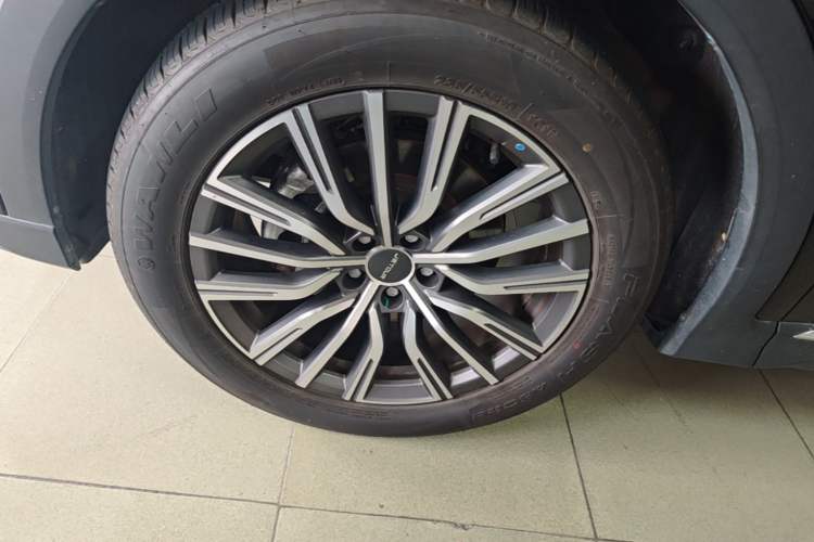 Used JETOUR X70 PLUS 2023 1.5T CVT Ziqiang MAX 7-Seater Left Front Wheel Hub