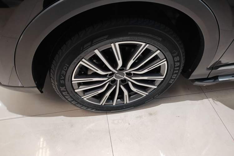 Used JETOUR X70 PLUS 2023 1.6T DCT Stronger 5-Seater Left Front Wheel Hub