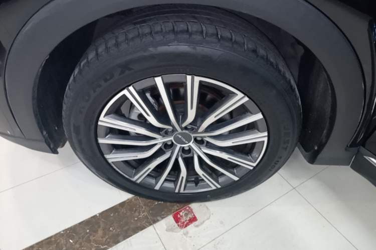 Used JETOUR X70 PLUS 2023 1.5T DCT Ziqiang PRO 5-Seater Left Front Wheel Hub