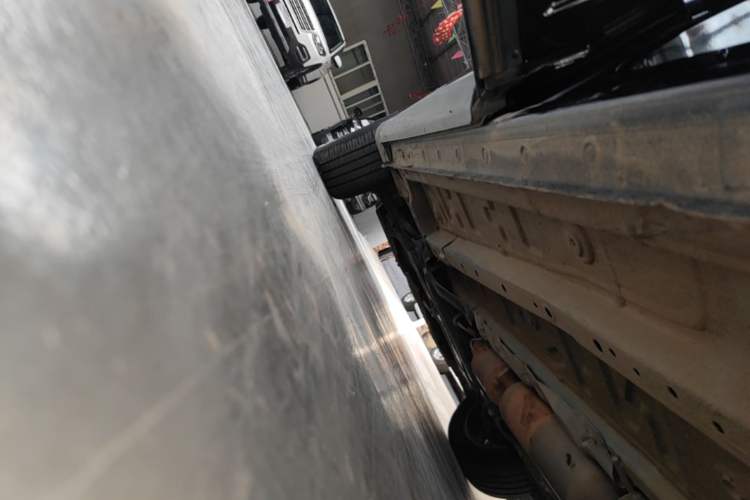 Used JETOUR X70 PLUS 2023 1.6T DCT Stronger 7-Seater Left Side Sill