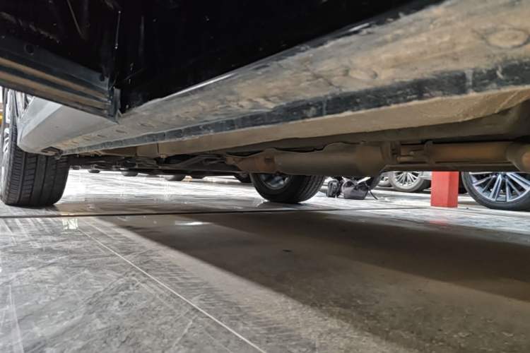 Used JETOUR X70 PLUS 2023 1.5T DCT Brave PLUS 5-Seater Left Side Sill