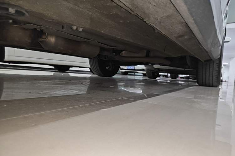 Used JETOUR X70 PLUS 2023 1.6T DCT Stronger 5-Seater Left Side Sill