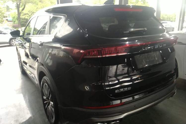 Used JETOUR X70 PLUS 2023 1.5T DCT Brave PLUS 7-Seater Rear Left 45 Deg