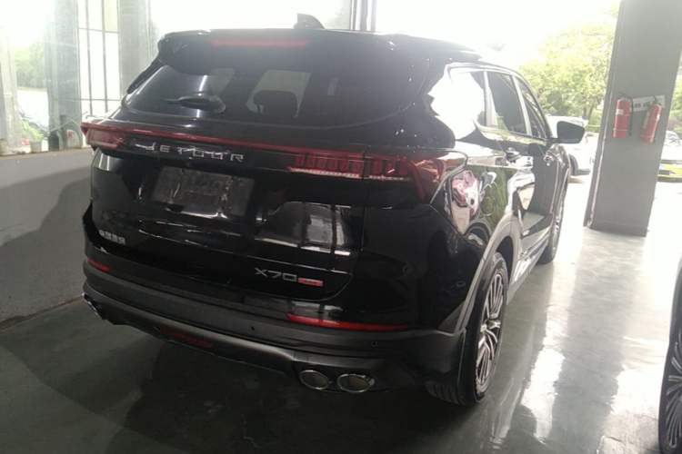 Used JETOUR X70 PLUS 2023 1.5T DCT Brave PLUS 7-Seater Rear Right 45 Deg