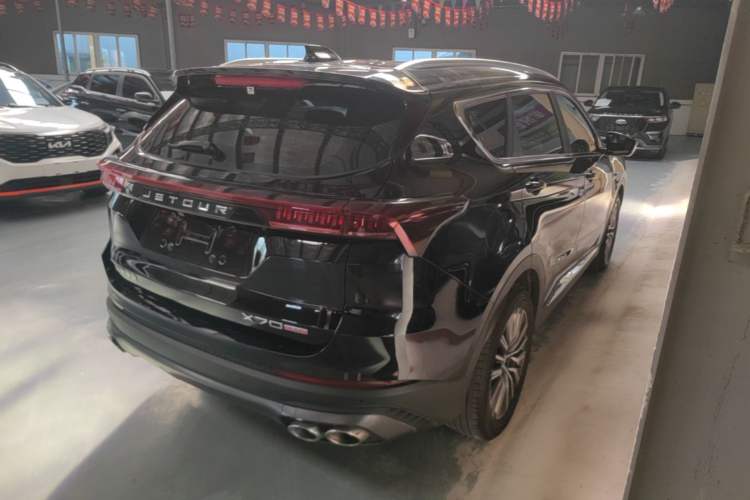 Used JETOUR X70 PLUS 2023 1.6T DCT Stronger 7-Seater Rear Right 45 Deg