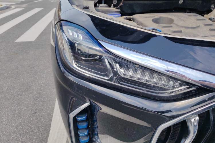 Used JETOUR X70 PLUS 2023 1.5T DCT Brave PLUS 7-Seater Right Front Headlight