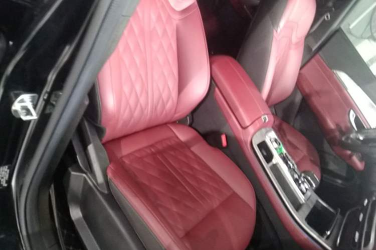 Used JETOUR X70 PLUS 2023 1.5T DCT Brave PLUS 7-Seater Right Front Seat