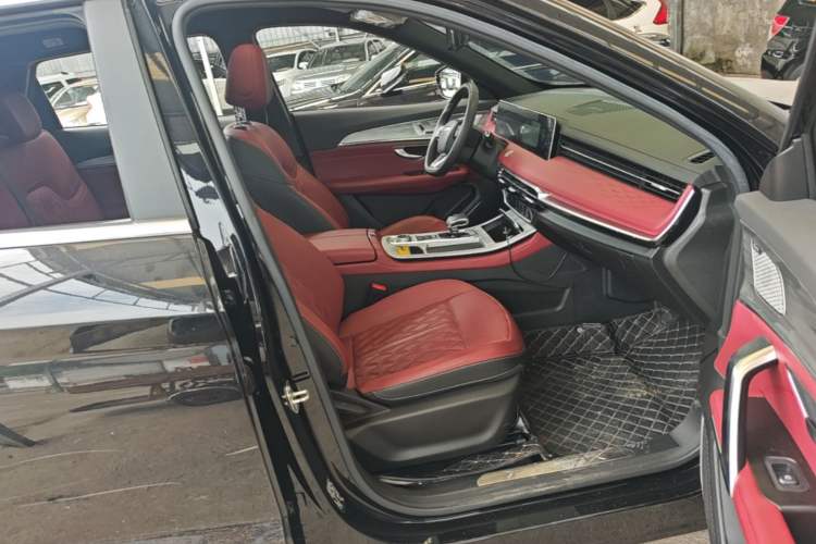 Used JETOUR X70 PLUS 2023 1.5T DCT Brave PLUS 7-Seater Right Front Seat