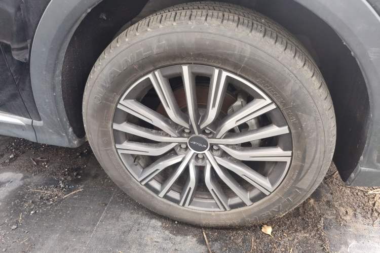 Used JETOUR X70 PLUS 2023 1.5T DCT Brave PLUS 5-Seater Right Front Wheel Hub