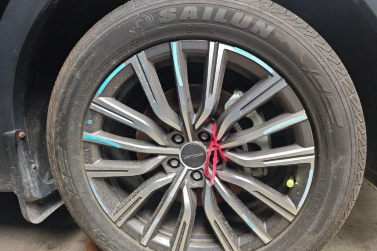Used JETOUR X70 PLUS 2023 1.5T DCT Brave PLUS 7-Seater Right Front Wheel Hub