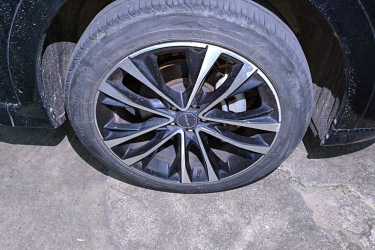 Used JETOUR X70 PLUS 2023 1.6T DCT Stronger PRO 7-Seater Right Front Wheel Hub