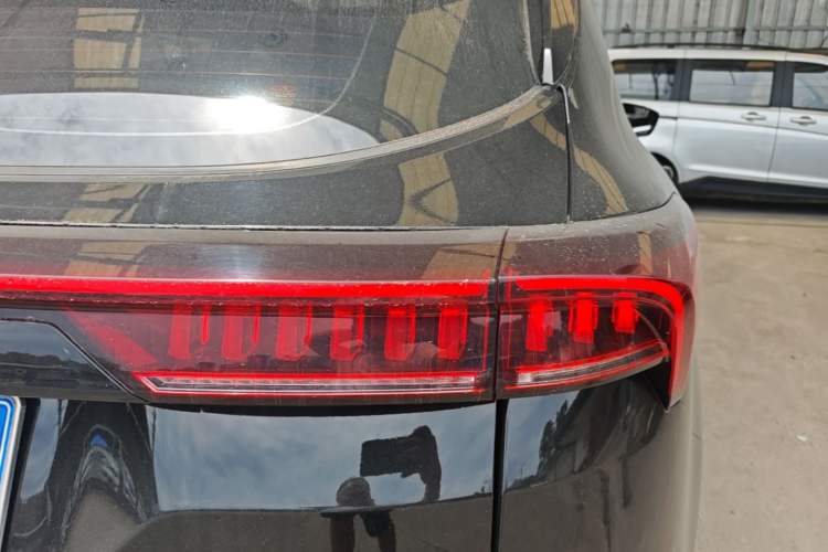 Used JETOUR X70 PLUS 2023 1.5T DCT Brave PLUS 7-Seater Right Rear Taillight