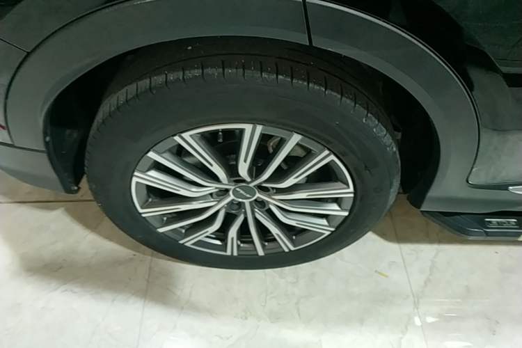 Used JETOUR X70 PLUS 2023 1.5T DCT Ziqiang PRO 5-Seater Right Rear Wheel Hub