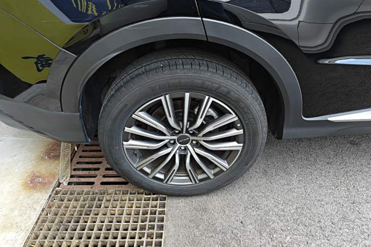 Used JETOUR X70 PLUS 2023 1.5T DCT Ziqiang PRO+ 5-Seater Right Rear Wheel Hub