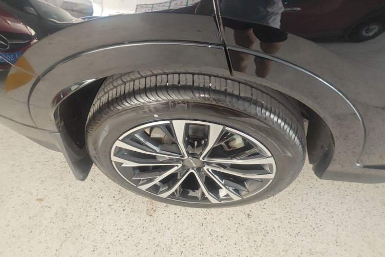 Used JETOUR X70 PLUS 2023 1.6T DCT Stronger PRO 5-Seater Right Rear Wheel Hub