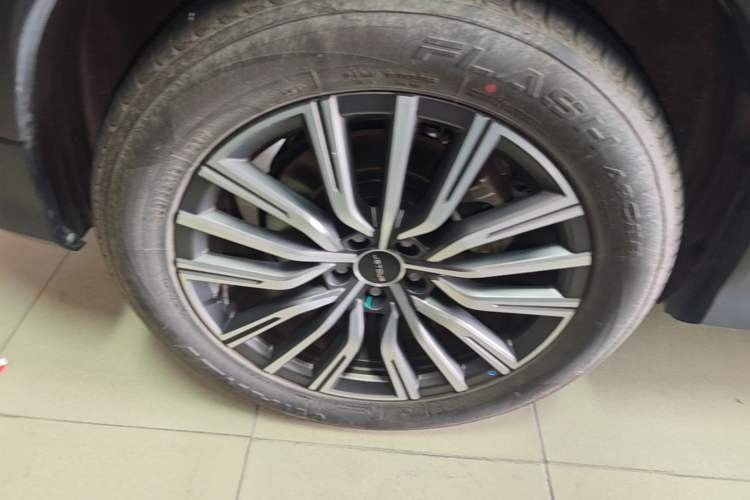 Used JETOUR X70 PLUS 2023 1.5T CVT Ziqiang MAX 7-Seater Right Rear Wheel Hub