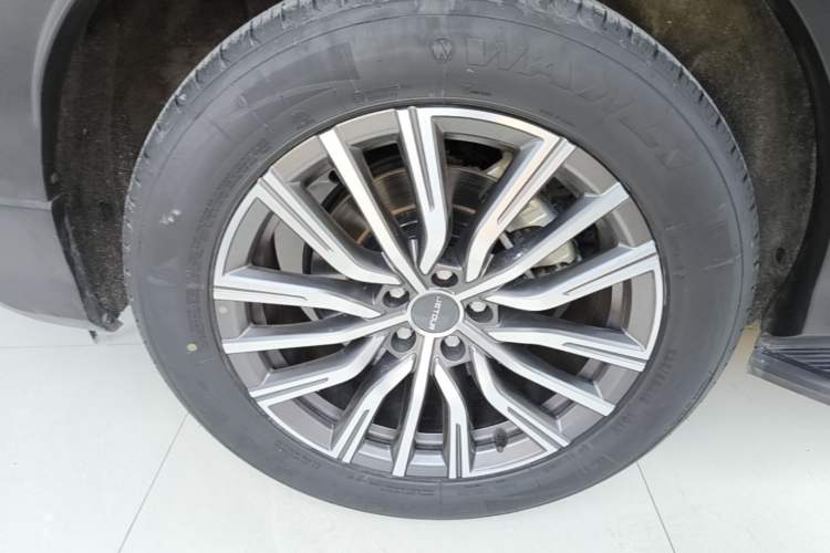 Used JETOUR X70 PLUS 2023 1.5T DCT Ziqiang PRO+ 5-Seater Right Rear Wheel Hub