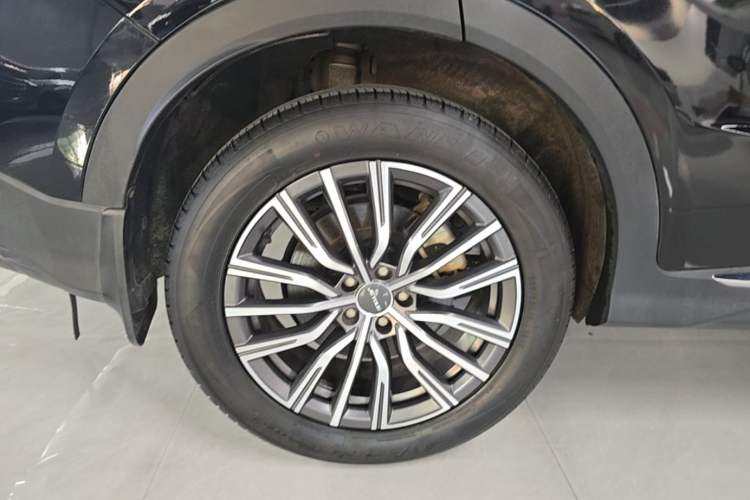 Used JETOUR X70 PLUS 2023 1.5T DCT Ziqiang PRO 5-Seater Right Rear Wheel Hub