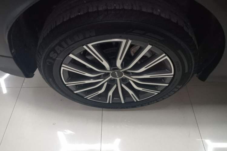 Used JETOUR X70 PLUS 2023 1.5T DCT Ziqiang PRO 5-Seater Right Rear Wheel Hub