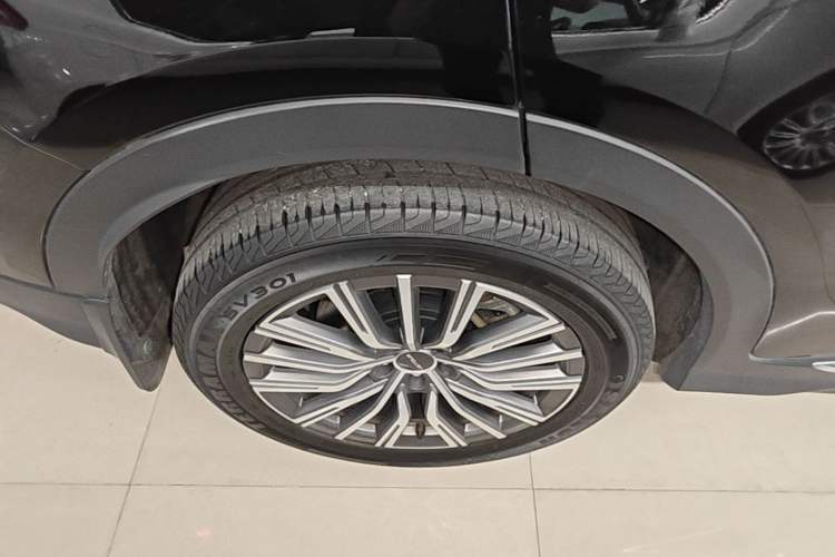 Used JETOUR X70 PLUS 2023 1.6T DCT Stronger 5-Seater Right Rear Wheel Hub