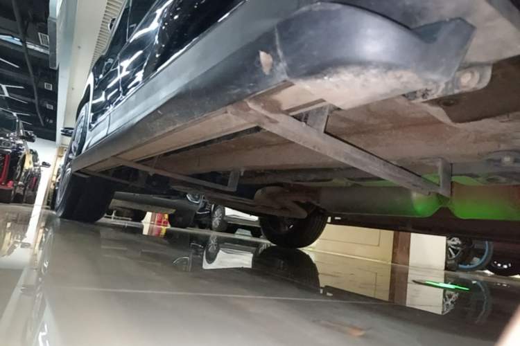 Used JETOUR X70 PLUS 2023 1.5T DCT Brave PLUS 5-Seater Right Side Sill