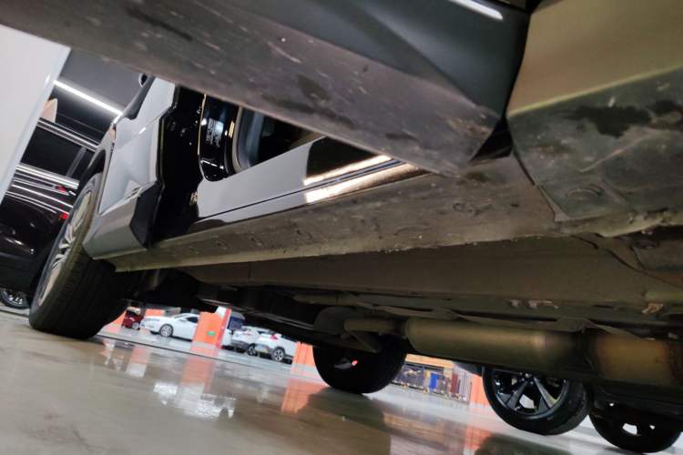Used JETOUR X70 PLUS 2023 1.5T DCT Ziqiang PRO+ 5-Seater Right Side Sill