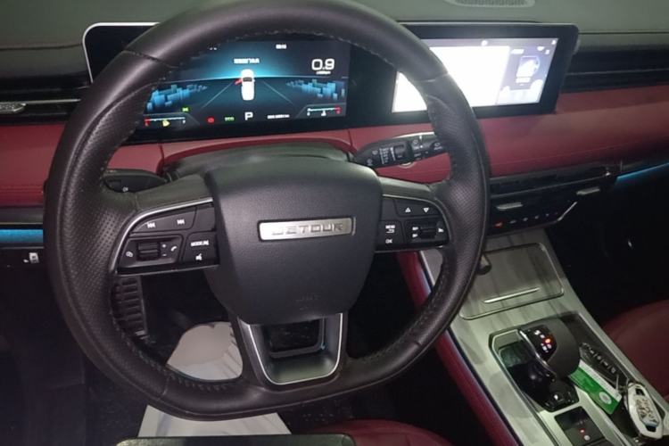 Used JETOUR X70 PLUS 2023 1.5T DCT Brave PLUS 5-Seater Steering Wheel