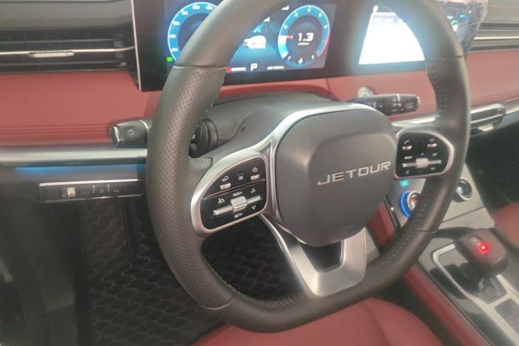 Used JETOUR X70 PLUS 2023 1.6T DCT Stronger PRO 5-Seater Steering Wheel