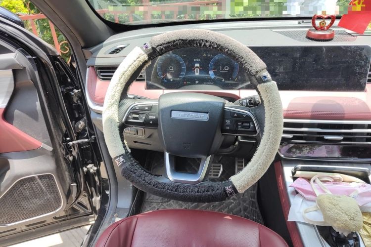 Used JETOUR X70 PLUS 2023 1.5T DCT Brave PLUS 7-Seater Steering Wheel