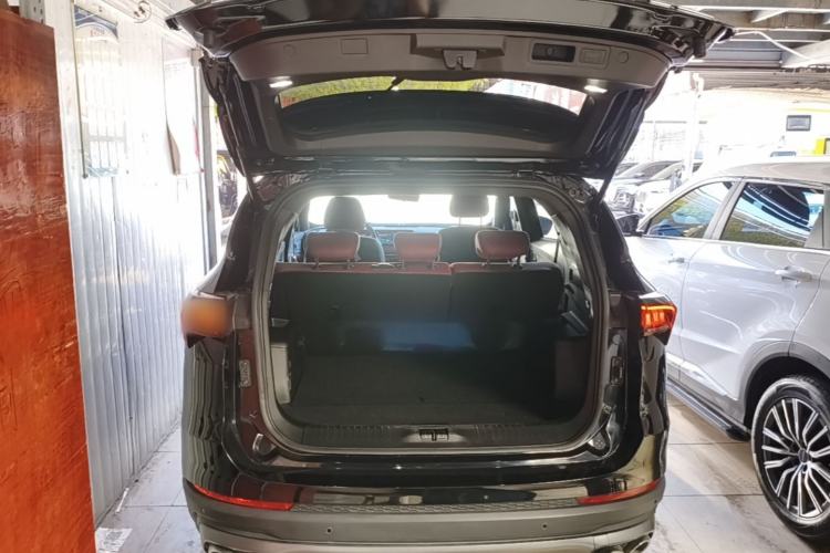 Used JETOUR X70 PLUS 2023 1.5T DCT Brave PLUS 5-Seater Trunk