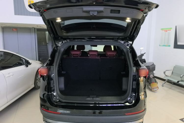 Used JETOUR X70 PLUS 2023 1.5T DCT Brave PLUS 5-Seater Trunk