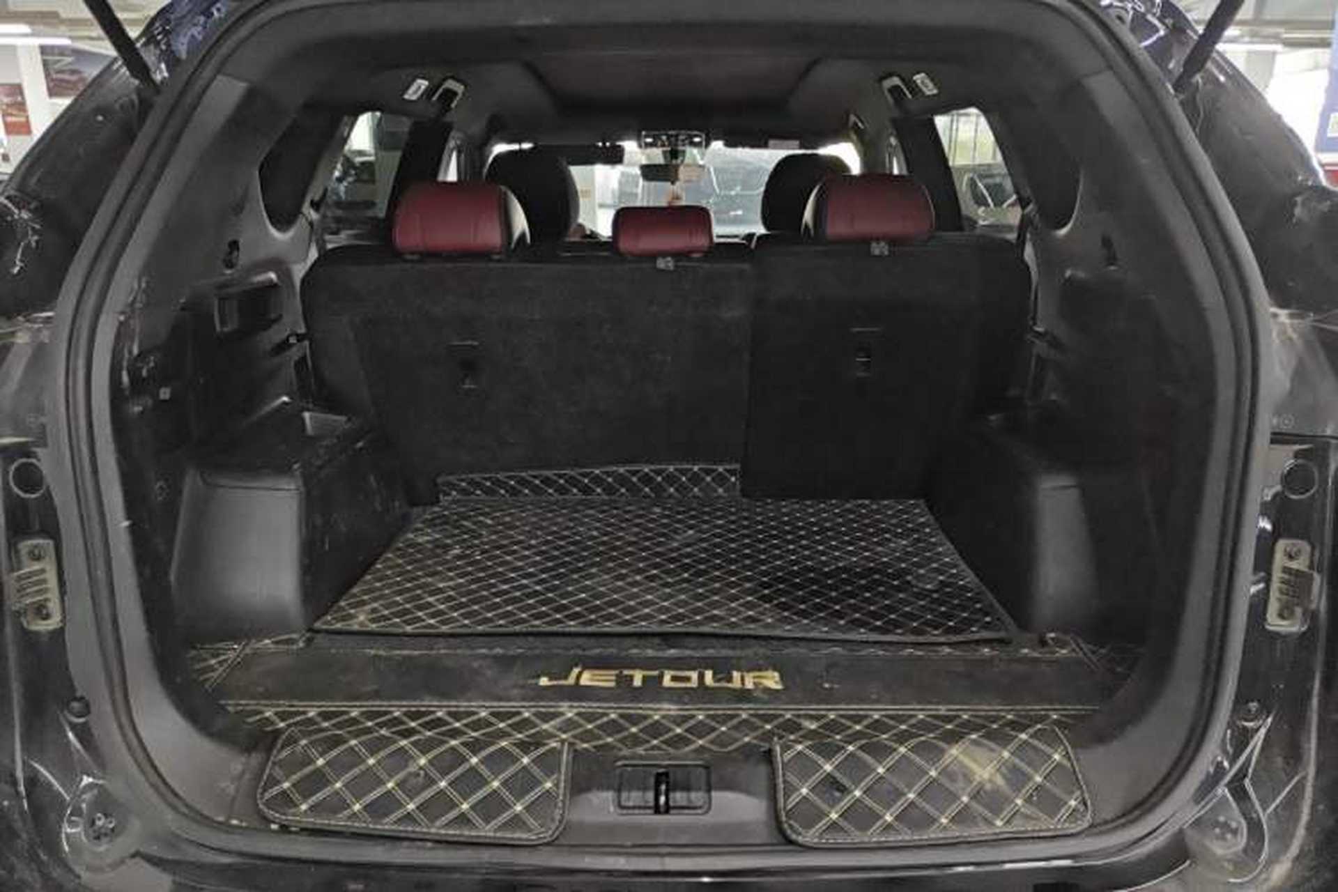 Used JETOUR X70 PLUS 2023 1.5T DCT Ziqiang PRO 5-Seater Trunk