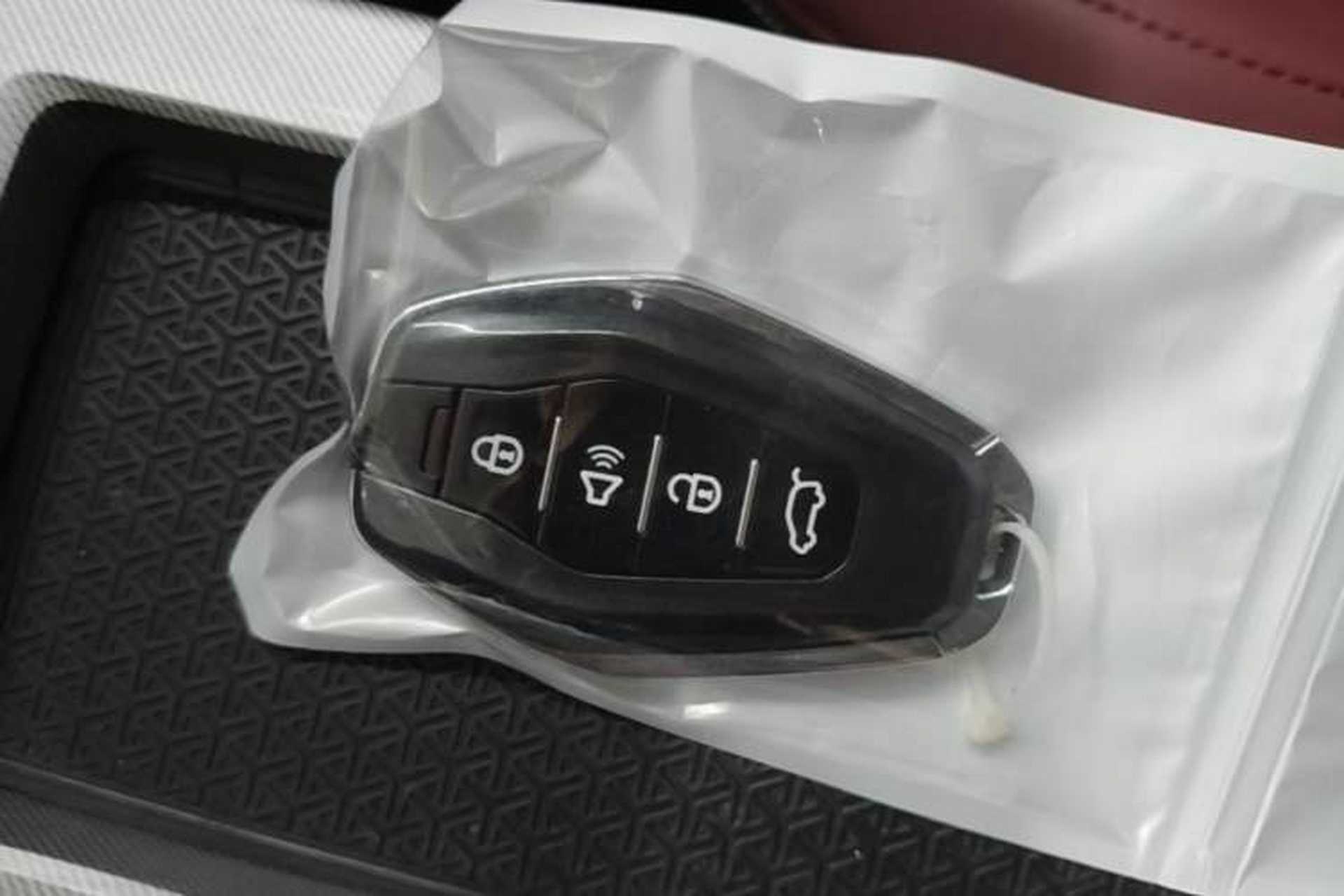 Used JETOUR X70 PLUS 2023 1.5T DCT Brave PLUS 7-Seater Vehicle Key