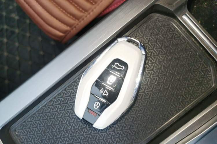 Used JETOUR X70 PLUS 2023 1.5T DCT Ziqiang PRO+ 5-Seater Vehicle Key