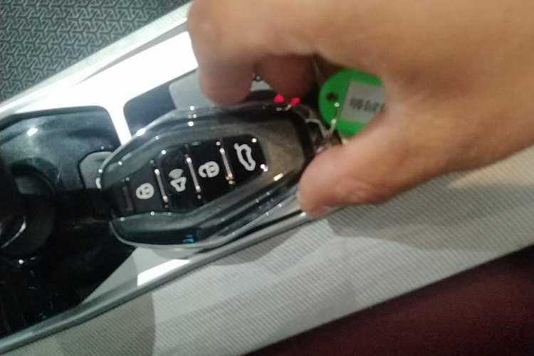 Used JETOUR X70 PLUS 2023 1.5T DCT Brave PLUS 7-Seater Vehicle Key