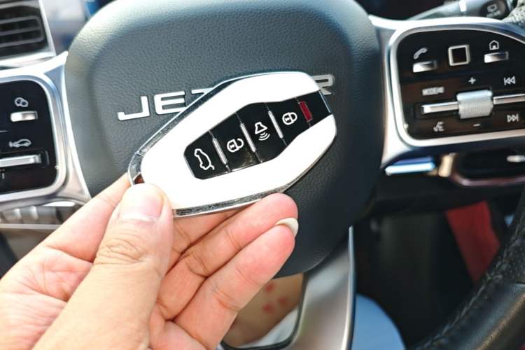 Used JETOUR X70 PLUS 2023 1.6T DCT Stronger PLUS 5-seater Vehicle Key