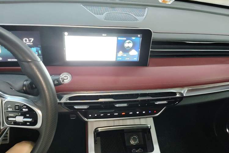 Used JETOUR X70 PLUS 2023 1.6T DCT Stronger 5-Seater Audio And AC Panel