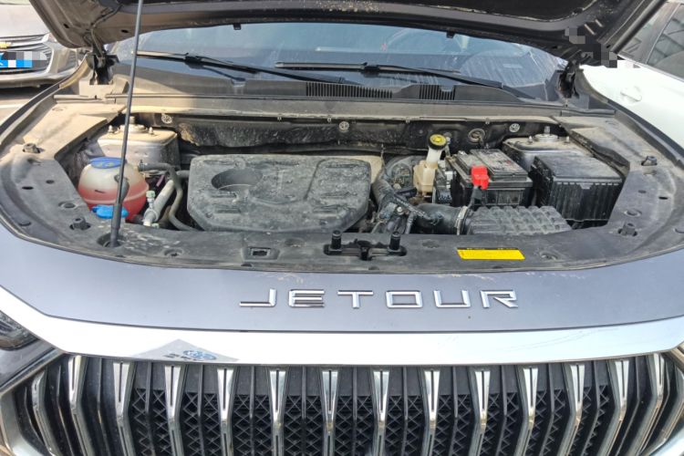 Used JETOUR X70 PLUS 2023 1.5T Manual Warrior PRO 7-Seater Engine Bay