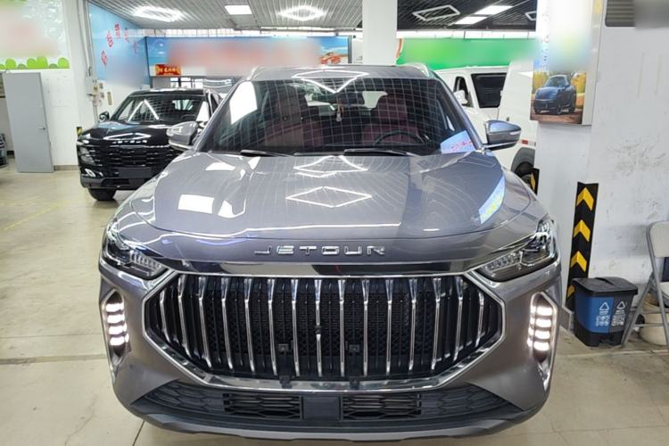 Used JETOUR X70 PLUS 2023 1.6T DCT Stronger 5-Seater Front