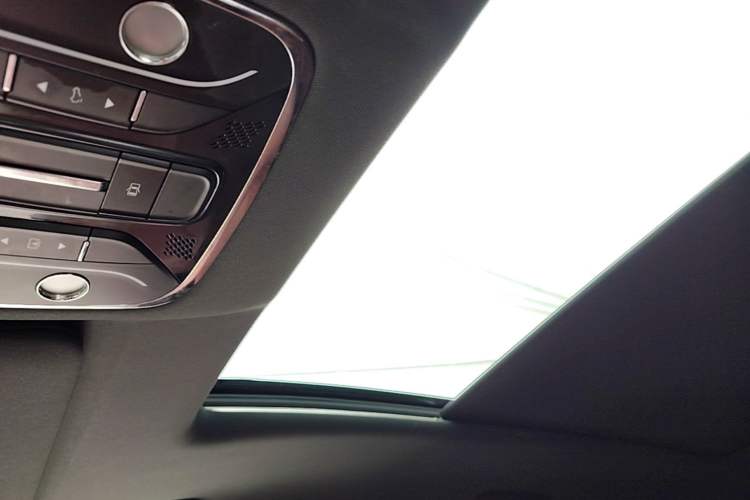 Used JETOUR X70 PLUS 2023 1.6T DCT Stronger PRO 5-Seater Headliner