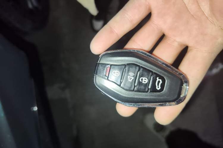 Used JETOUR X70 PLUS 2023 1.5T DCT Brave PLUS 7-Seater Interior 1