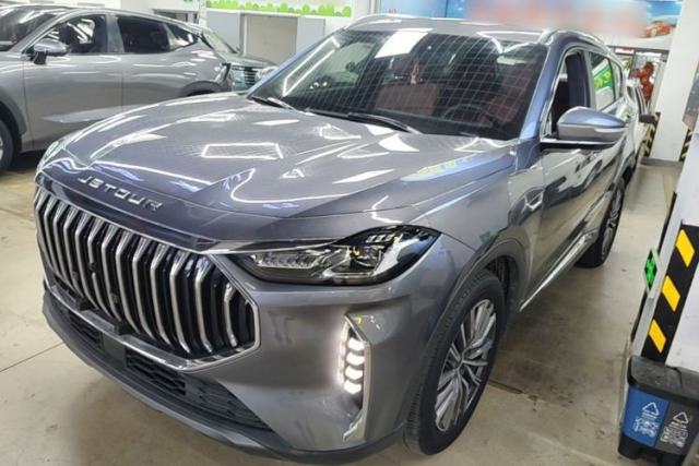 Used JETOUR X70 PLUS 2023 1.6T DCT Stronger 5-Seater